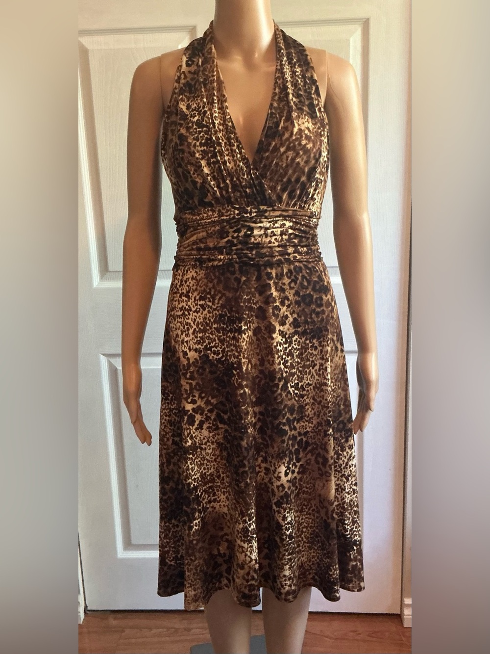 Gigi Animal Print Halter Dress Size 6 Brown Leopard Stretch Midi - Size 6